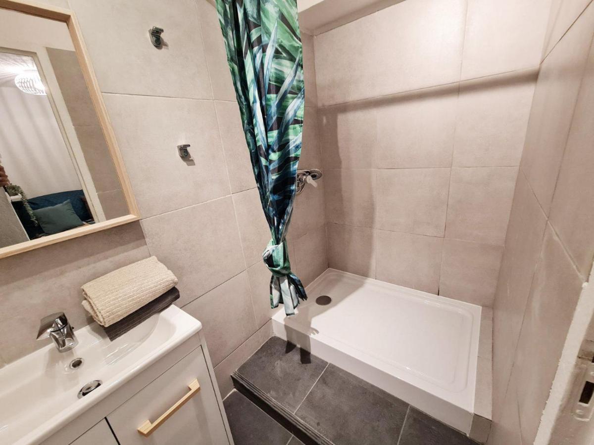 Gregbnb - T2 Design 34M2 - Toulon Est - Wifi Fibre - N9 Exteriér fotografie